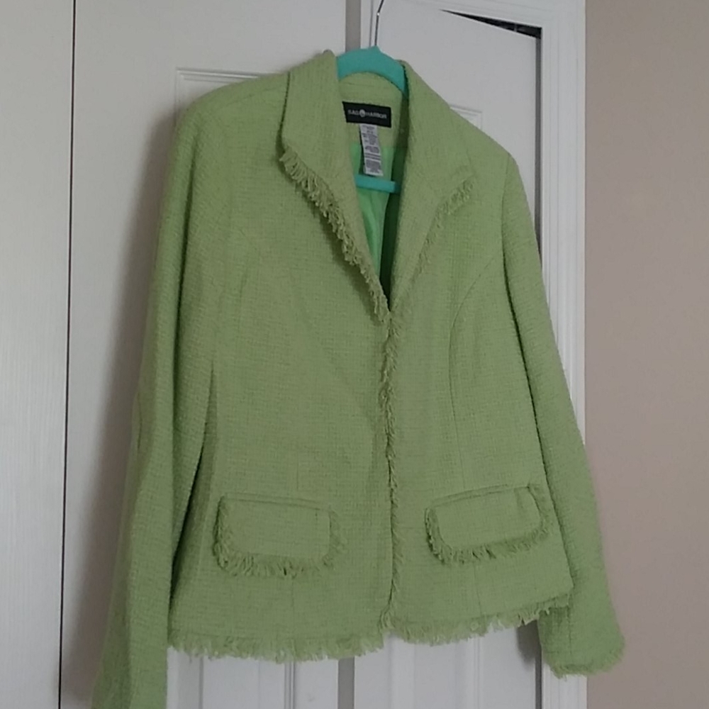 Blazer - Picture 2 of 4